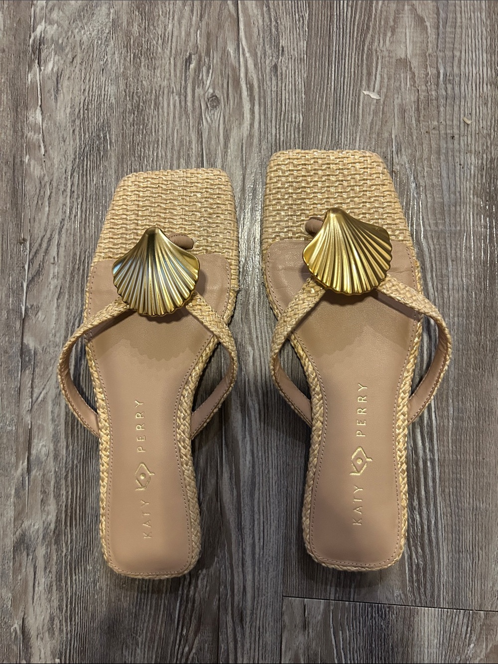Katy Perry Collections Tan Sandal with Gold Shell Accent - Picture 2 of 5